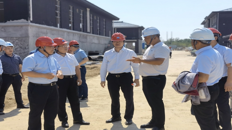 遵守安全生產(chǎn)法 當(dāng)好第一責(zé)任人 | 公司黨委書記、總經(jīng)理易凡一行開展安全生產(chǎn)月安全生產(chǎn)專項(xiàng)檢查