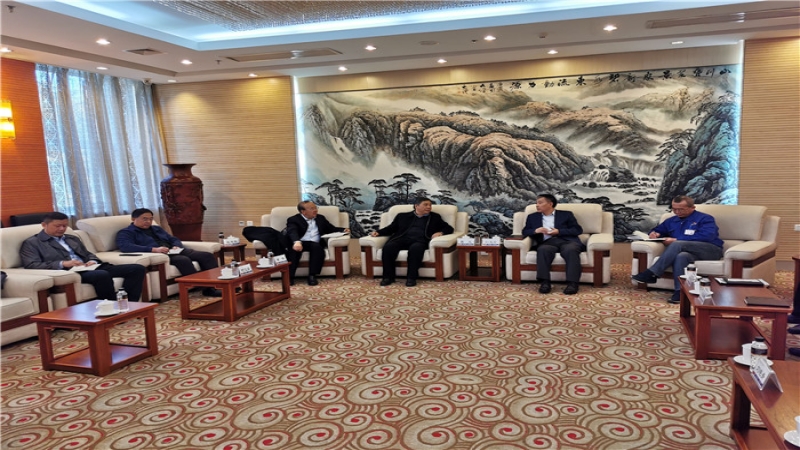 易凡總經(jīng)理一行訪問哈爾濱電機(jī)廠有限責(zé)任公司